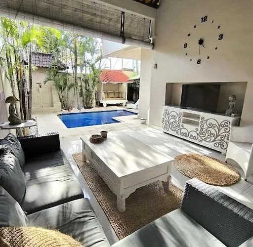 Cute 2br In The Heart Of *
