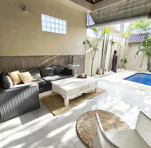Cute 2br In The Heart Of